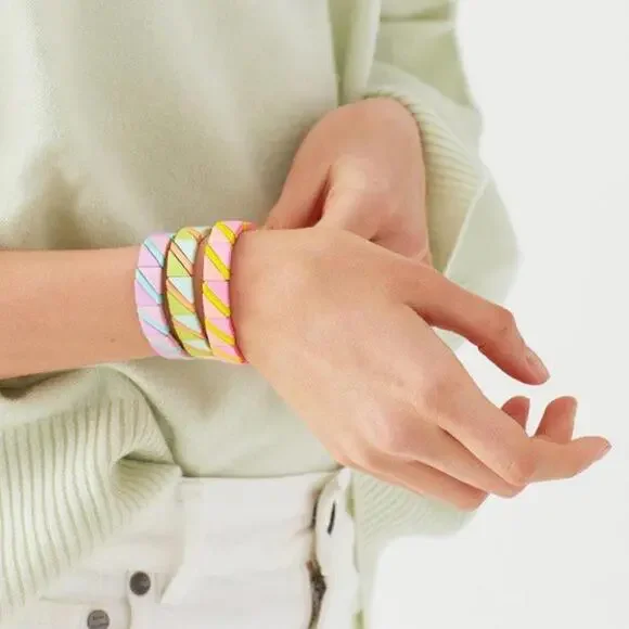 Roxanne Assoulin Neon Lite Bracelet Flamingo Coral - Picture 4 of 5